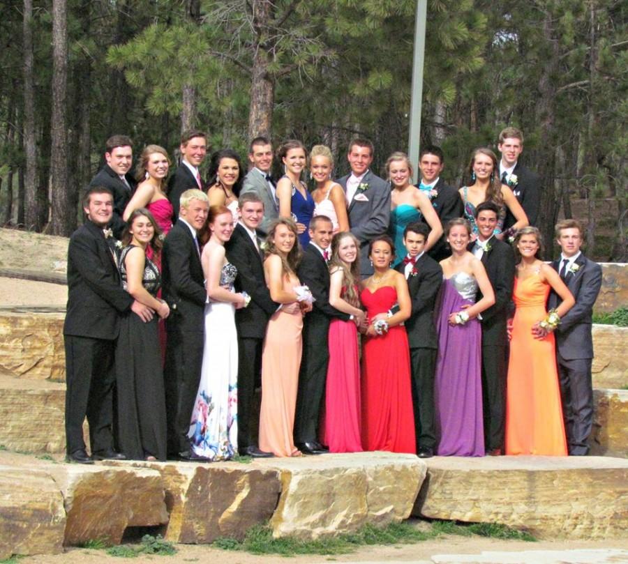 LPs students dressed up for Prom to take pictures in hopes to remember a great night.