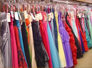 Many students chose to shop at dress boutiques in order to assure that their dress is unique despite the extra expense. 