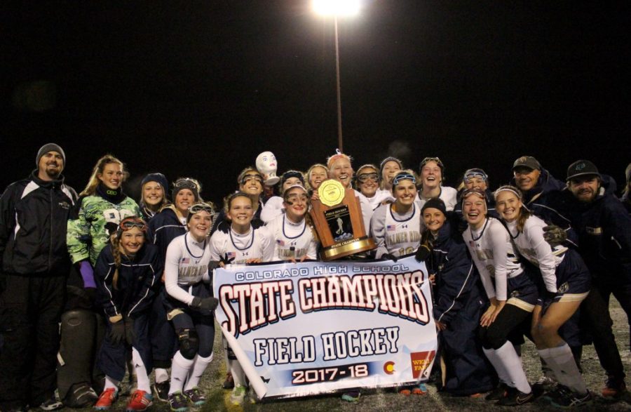 Palmer Ridge Field Hockey Team with their trophy. (Creative Commons, credit to Ryan Casey)